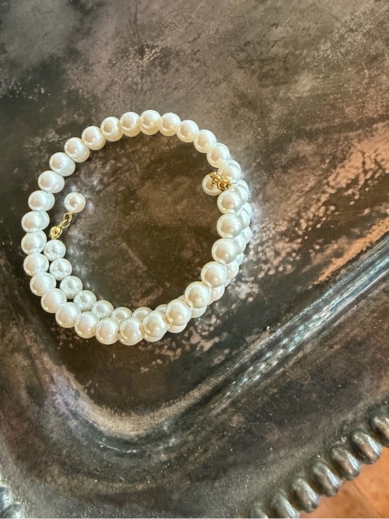 Triple Strand Pearl Bracelet Stretch Bridal Wedding Classic Ivory - Picture 2 of 5